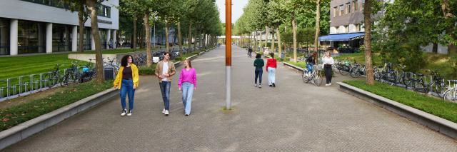 Studenten lopend over Tilburg University campus