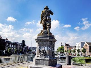Discussie rond Nederlandse standbeelden en racisme