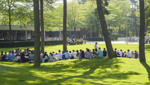 Students on campus enjoying the good weather