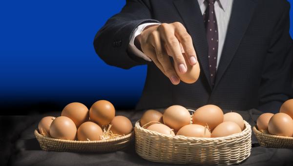 How dangerous is an all-eggs-in-one-basket strategy